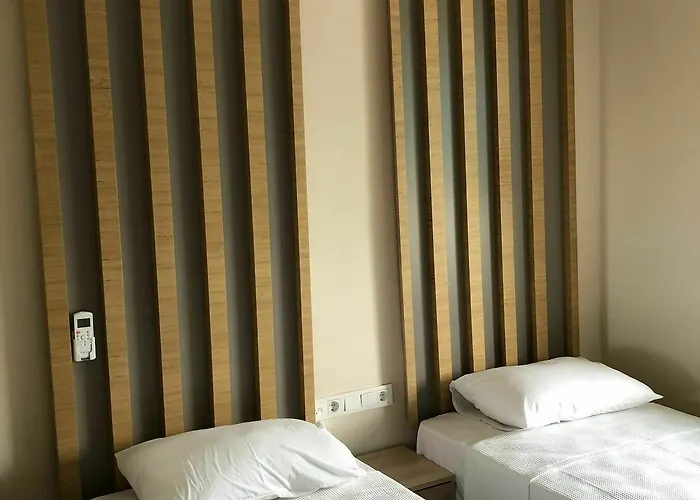 Hotell Karya 3*