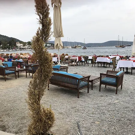 Ξενοδοχείο Karya 3*