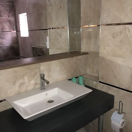 Ξενοδοχείο Karya