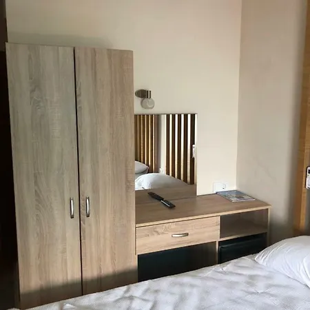 Hotel Karya